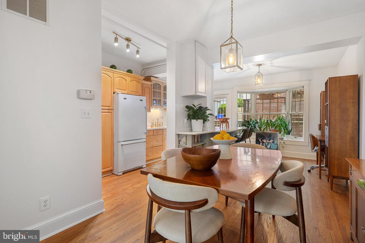 2009 37TH ST NW, WASHINGTON, District Of Columbia 20007, 2 Bedrooms Bedrooms, 7 Rooms Rooms,1 BathroomBathrooms,Residential,For sale,2009 37TH ST NW,DCDC2205938 MLS # DCDC2205938