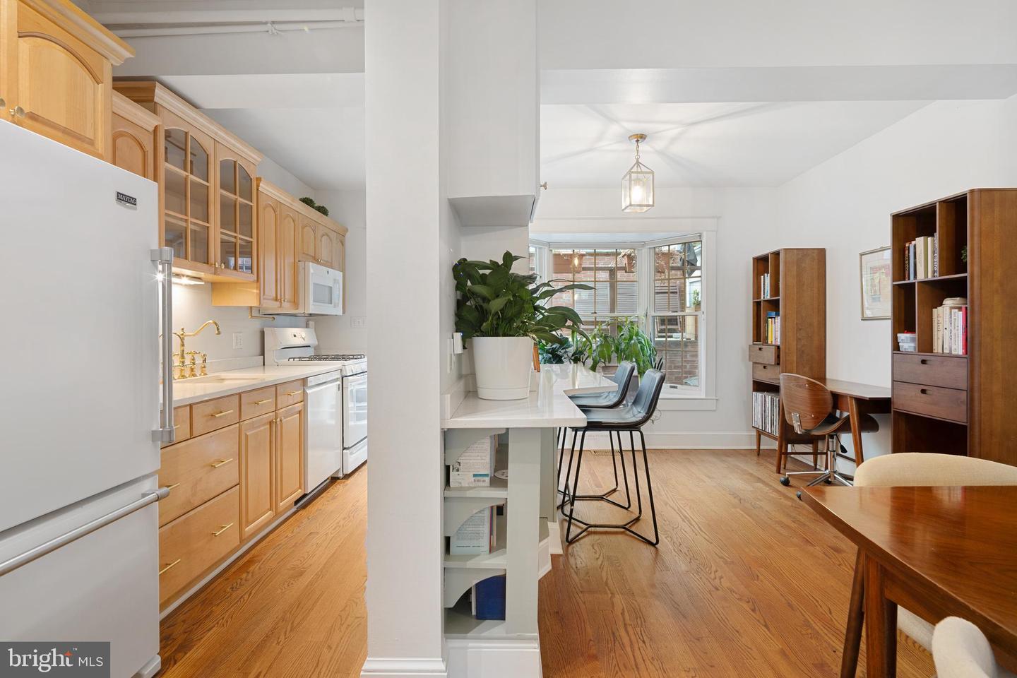 2009 37TH ST NW, WASHINGTON, District Of Columbia 20007, 2 Bedrooms Bedrooms, 7 Rooms Rooms,1 BathroomBathrooms,Residential,For sale,2009 37TH ST NW,DCDC2205938 MLS # DCDC2205938