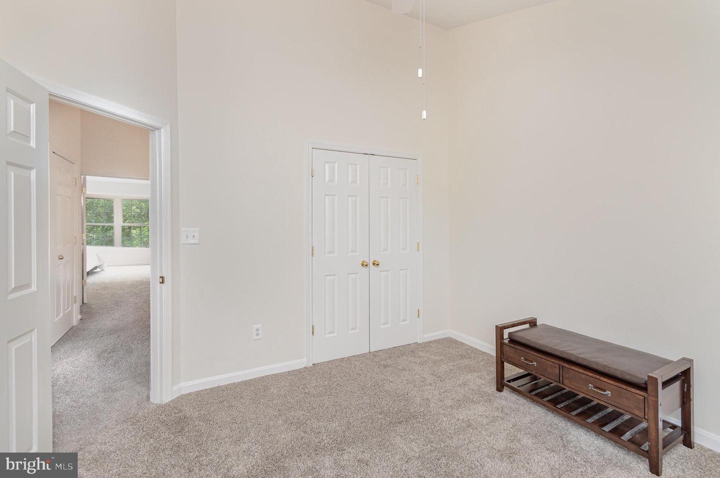 26119 NIMBLETON SQ, CHANTILLY, Virginia 20152, 3 Bedrooms Bedrooms, ,2 BathroomsBathrooms,Residential,For sale,26119 NIMBLETON SQ,VALO2099648 MLS # VALO2099648