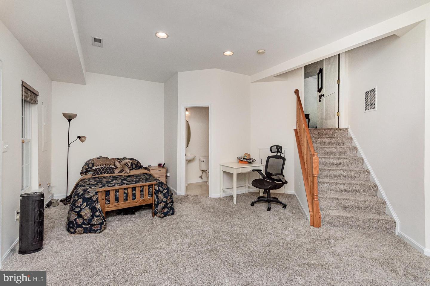26119 NIMBLETON SQ, CHANTILLY, Virginia 20152, 3 Bedrooms Bedrooms, ,2 BathroomsBathrooms,Residential,For sale,26119 NIMBLETON SQ,VALO2099648 MLS # VALO2099648