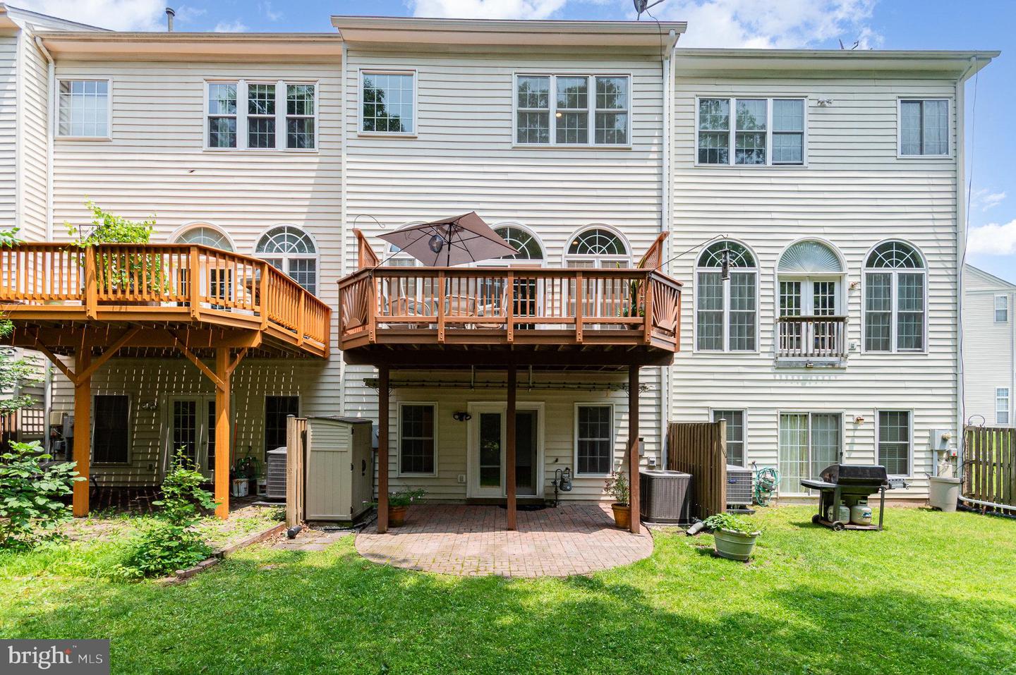 26119 NIMBLETON SQ, CHANTILLY, Virginia 20152, 3 Bedrooms Bedrooms, ,2 BathroomsBathrooms,Residential,For sale,26119 NIMBLETON SQ,VALO2099648 MLS # VALO2099648