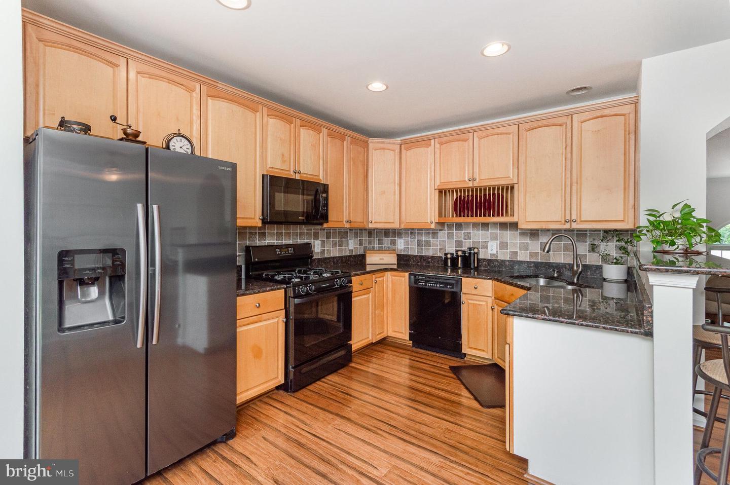 26119 NIMBLETON SQ, CHANTILLY, Virginia 20152, 3 Bedrooms Bedrooms, ,2 BathroomsBathrooms,Residential,For sale,26119 NIMBLETON SQ,VALO2099648 MLS # VALO2099648