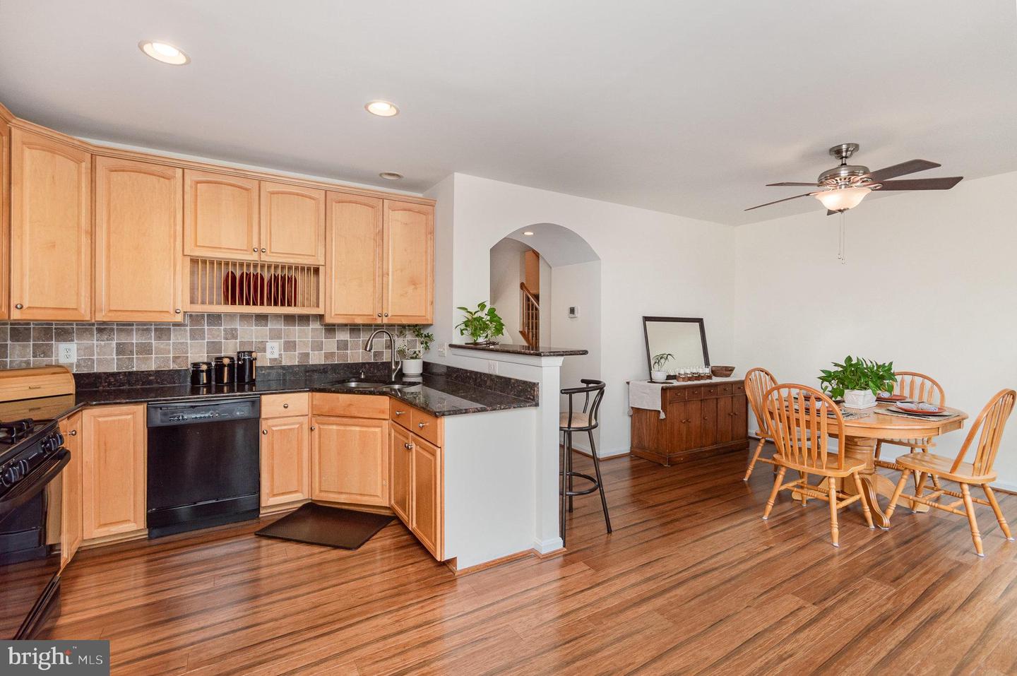 26119 NIMBLETON SQ, CHANTILLY, Virginia 20152, 3 Bedrooms Bedrooms, ,2 BathroomsBathrooms,Residential,For sale,26119 NIMBLETON SQ,VALO2099648 MLS # VALO2099648