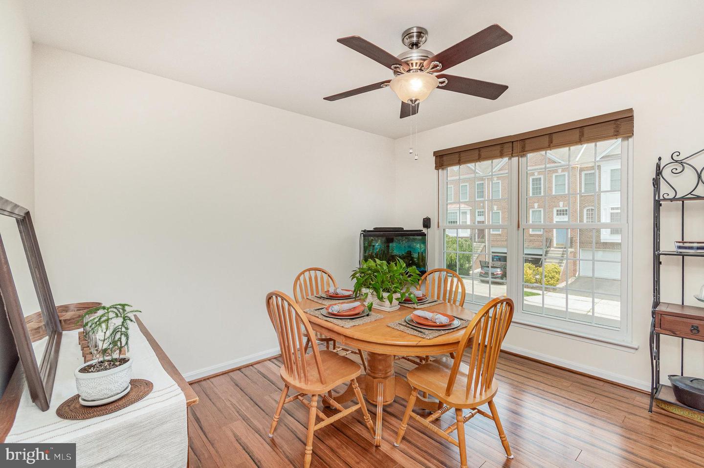 26119 NIMBLETON SQ, CHANTILLY, Virginia 20152, 3 Bedrooms Bedrooms, ,2 BathroomsBathrooms,Residential,For sale,26119 NIMBLETON SQ,VALO2099648 MLS # VALO2099648