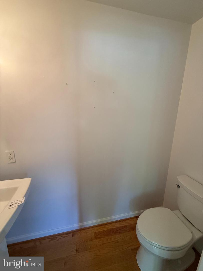 2133 FREDA DR, VIENNA, Virginia 22181, 4 Bedrooms Bedrooms, ,3 BathroomsBathrooms,Residential,For sale,2133 FREDA DR,VAFX2247660 MLS # VAFX2247660