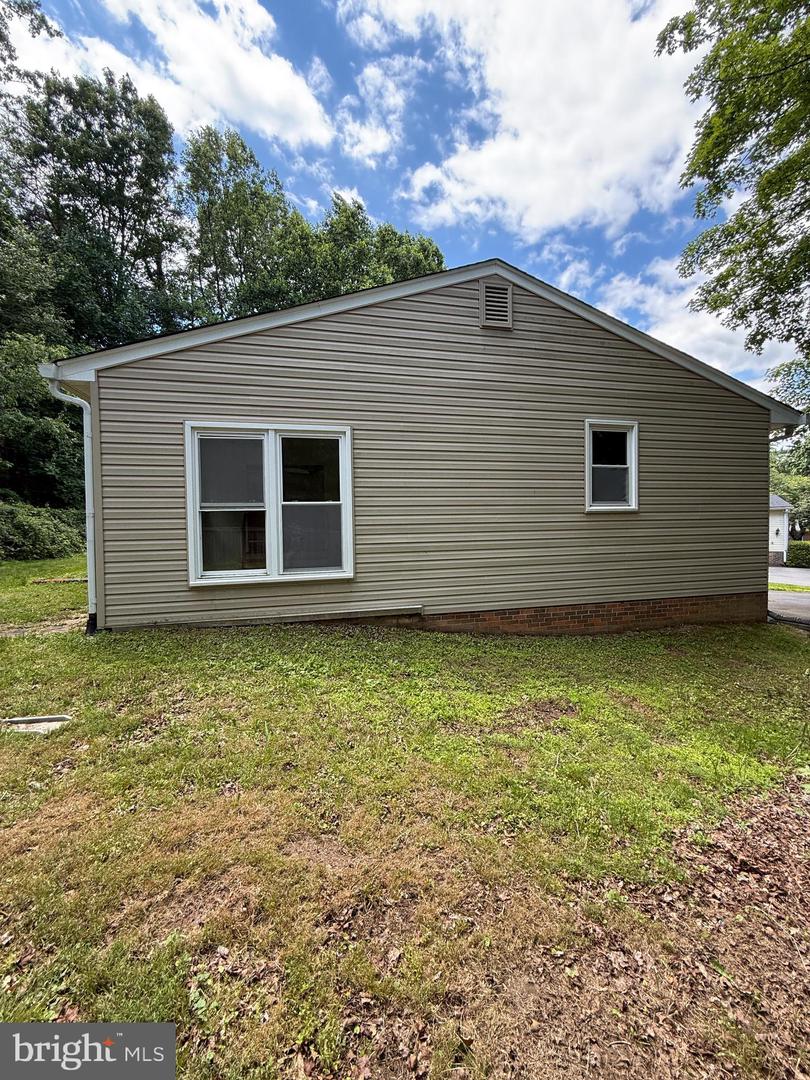 2133 FREDA DR, VIENNA, Virginia 22181, 4 Bedrooms Bedrooms, ,3 BathroomsBathrooms,Residential,For sale,2133 FREDA DR,VAFX2247660 MLS # VAFX2247660