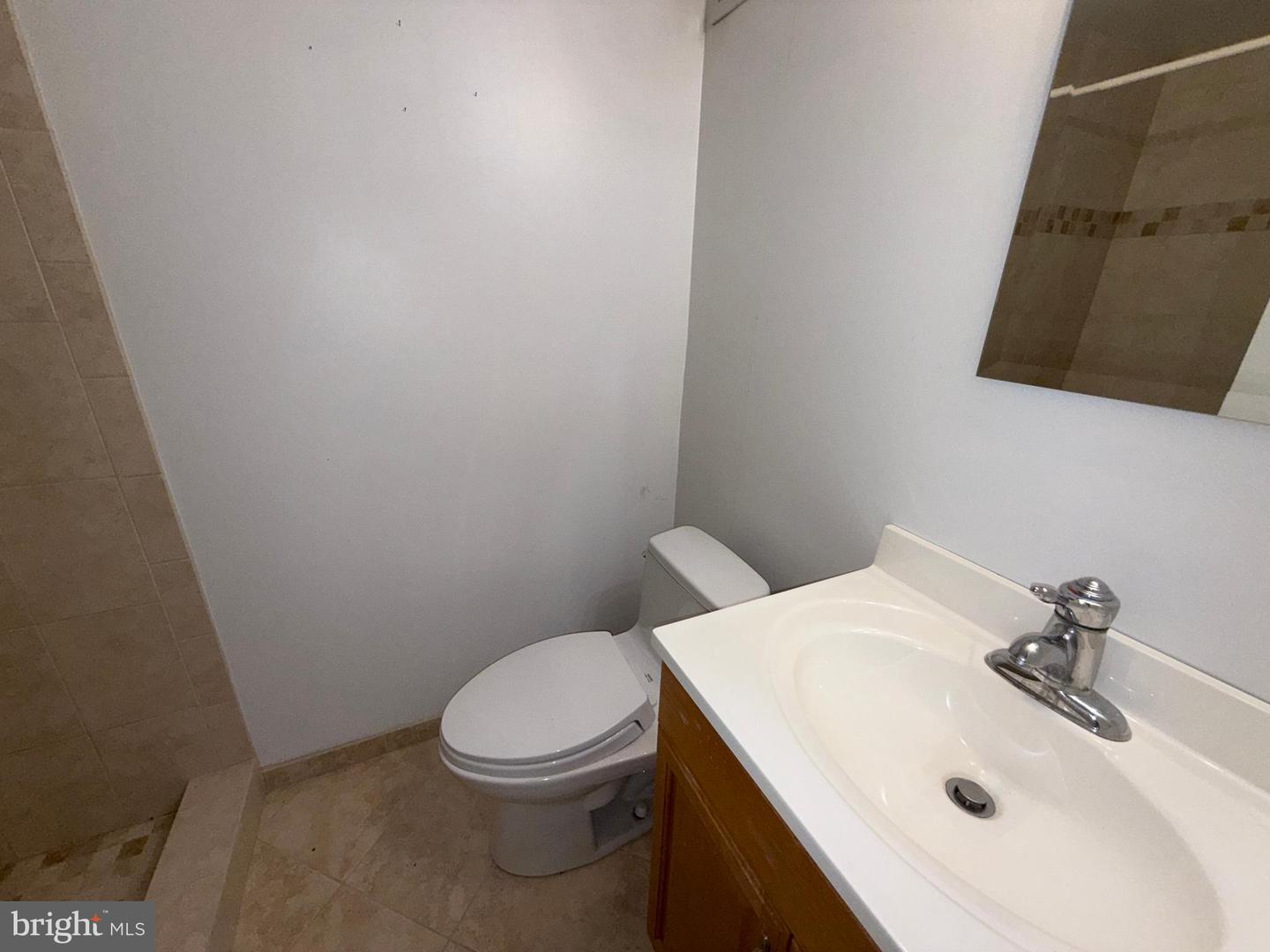 2133 FREDA DR, VIENNA, Virginia 22181, 4 Bedrooms Bedrooms, ,3 BathroomsBathrooms,Residential,For sale,2133 FREDA DR,VAFX2247660 MLS # VAFX2247660