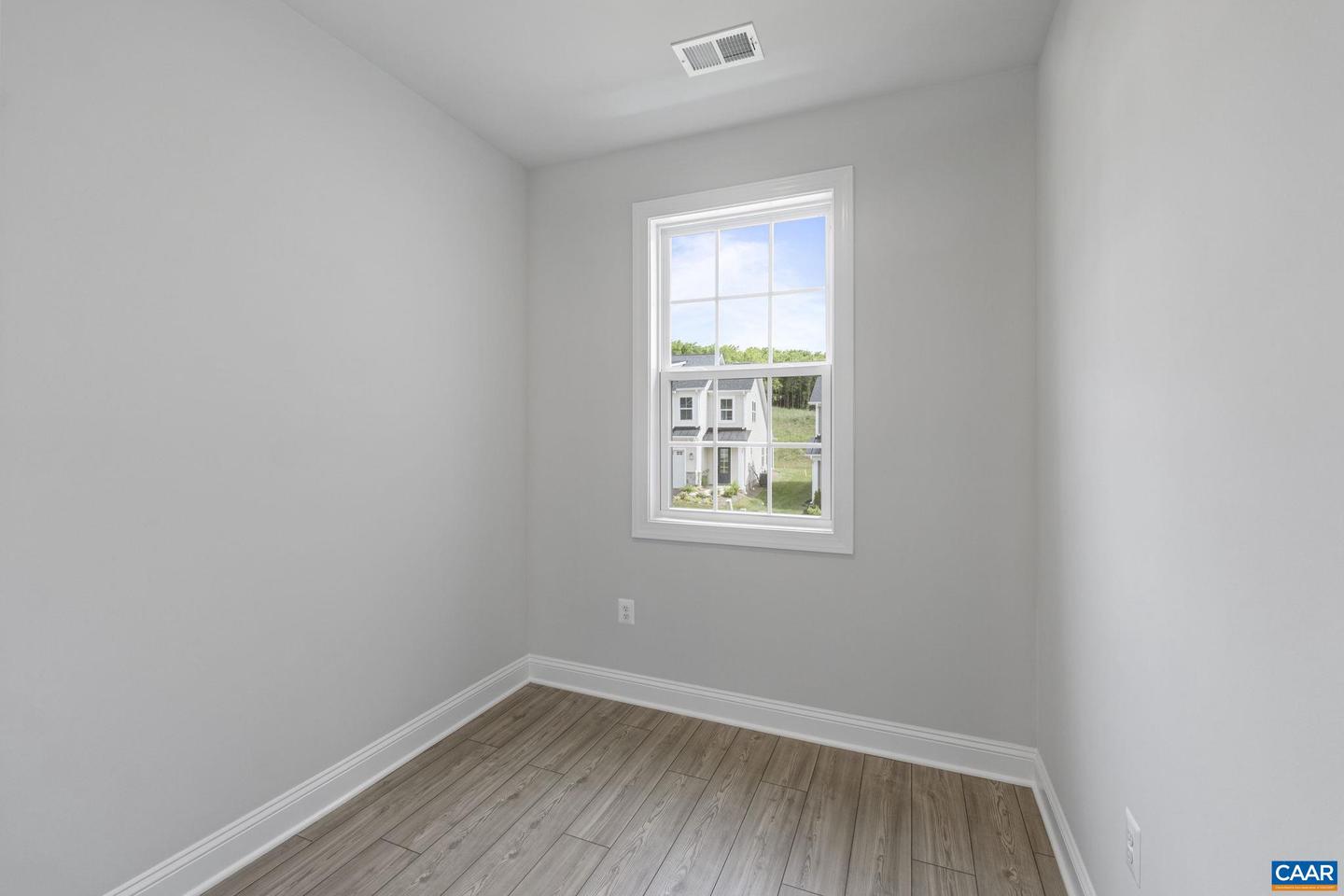 58 SUNBIRD LN, WAYNESBORO, Virginia 22980, 3 Bedrooms Bedrooms, ,2 BathroomsBathrooms,Residential,For sale,58 SUNBIRD LN,665773 MLS # 665773