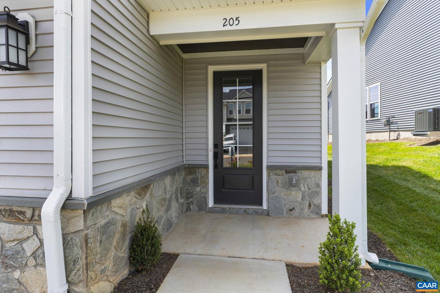 58 SUNBIRD LN, WAYNESBORO, Virginia 22980, 3 Bedrooms Bedrooms, ,2 BathroomsBathrooms,Residential,For sale,58 SUNBIRD LN,665773 MLS # 665773