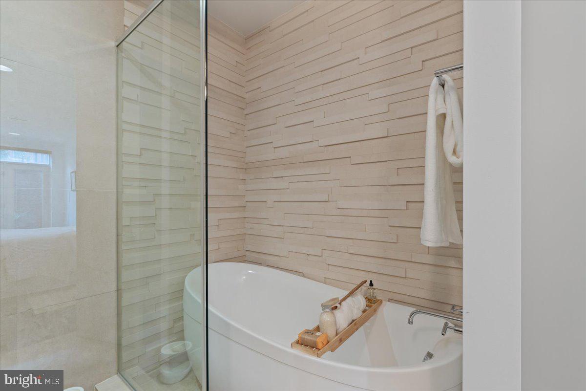 2223 1ST ST NW #1, WASHINGTON, District Of Columbia 20001, 2 Bedrooms Bedrooms, ,2 BathroomsBathrooms,Residential,For sale,2223 1ST ST NW #1,DCDC2206034 MLS # DCDC2206034