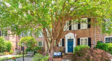 626 ROYAL S ST, ALEXANDRIA, Virginia 22314, 3 Bedrooms Bedrooms, ,2 BathroomsBathrooms,Residential,For sale,626 ROYAL S ST,VAAX2046574 MLS # VAAX2046574