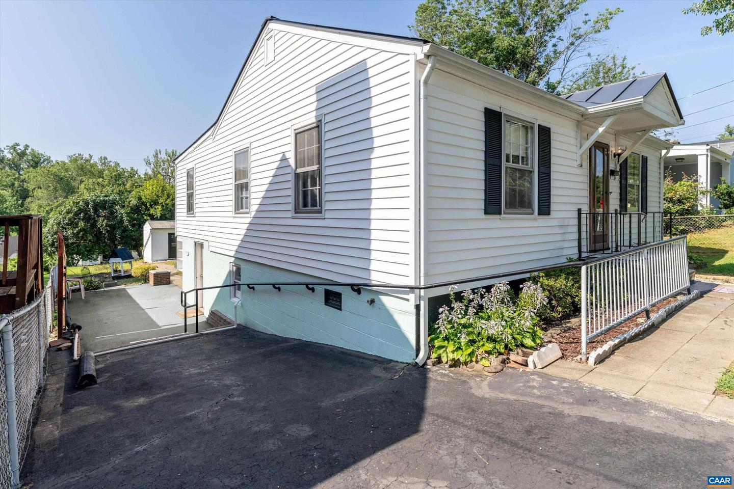 2504 PLATEAU RD, CHARLOTTESVILLE, Virginia 22903, 3 Bedrooms Bedrooms, ,1 BathroomBathrooms,Residential,For sale,2504 PLATEAU RD,665776 MLS # 665776