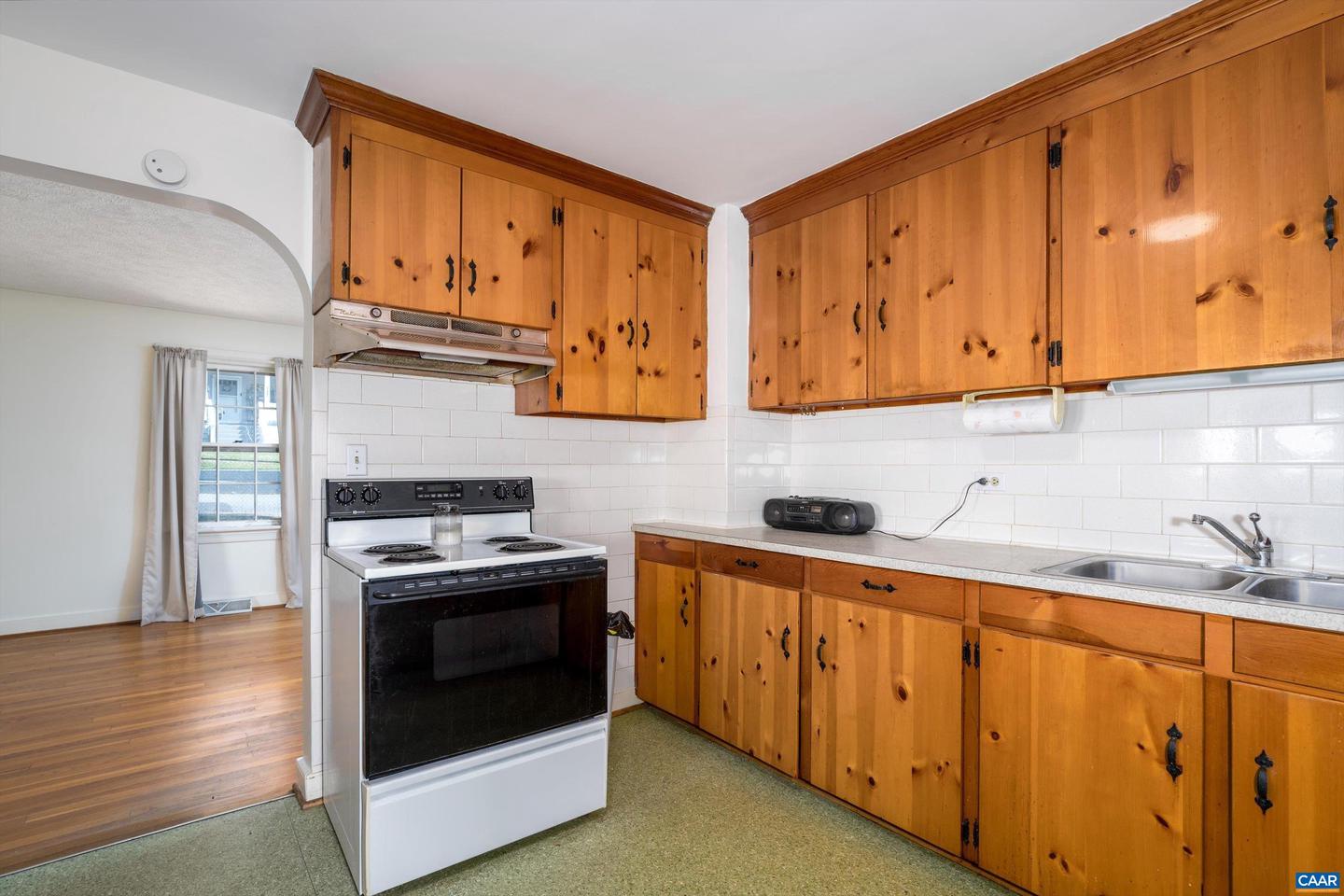2504 PLATEAU RD, CHARLOTTESVILLE, Virginia 22903, 3 Bedrooms Bedrooms, ,1 BathroomBathrooms,Residential,For sale,2504 PLATEAU RD,665776 MLS # 665776