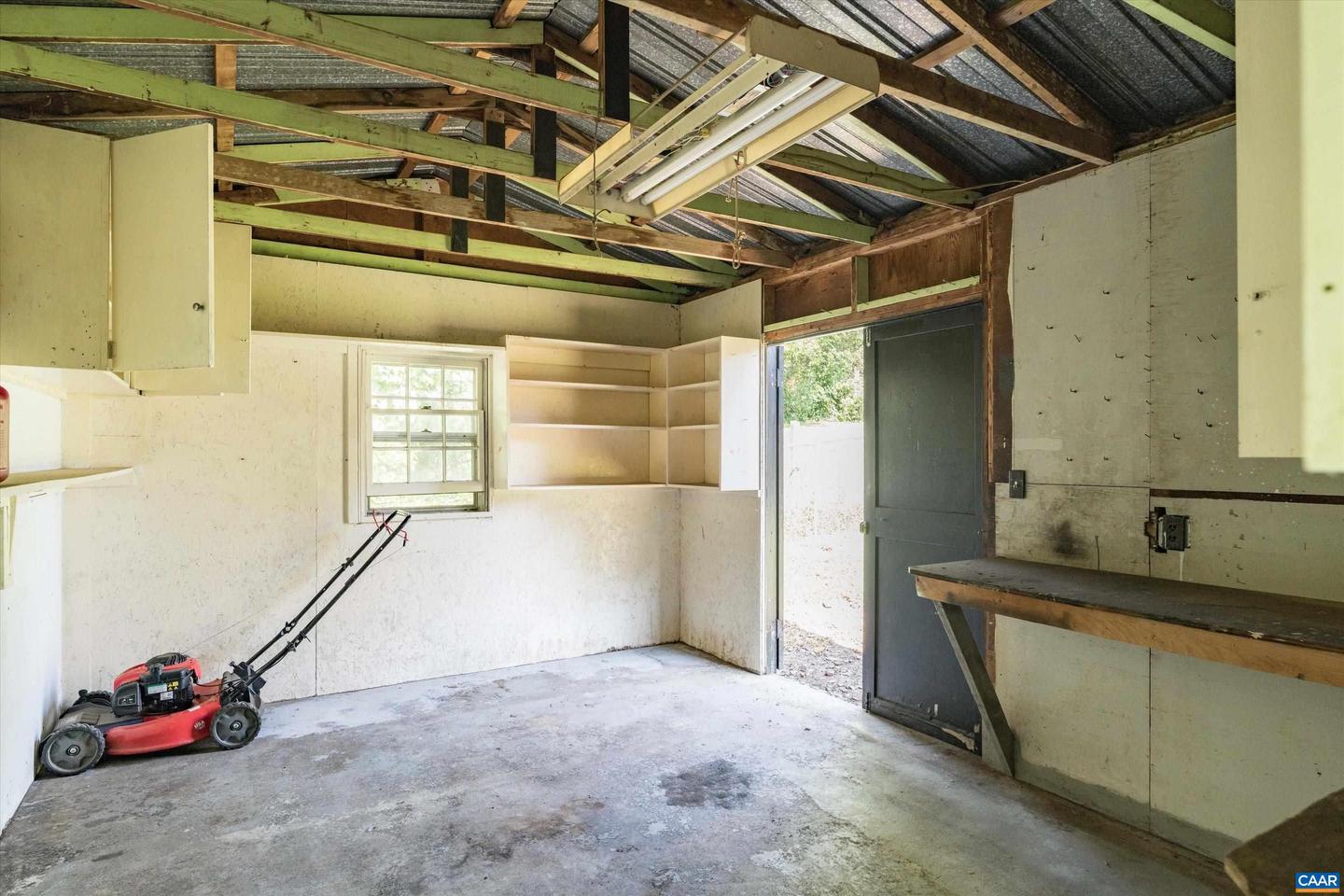 2504 PLATEAU RD, CHARLOTTESVILLE, Virginia 22903, 3 Bedrooms Bedrooms, ,1 BathroomBathrooms,Residential,For sale,2504 PLATEAU RD,665776 MLS # 665776