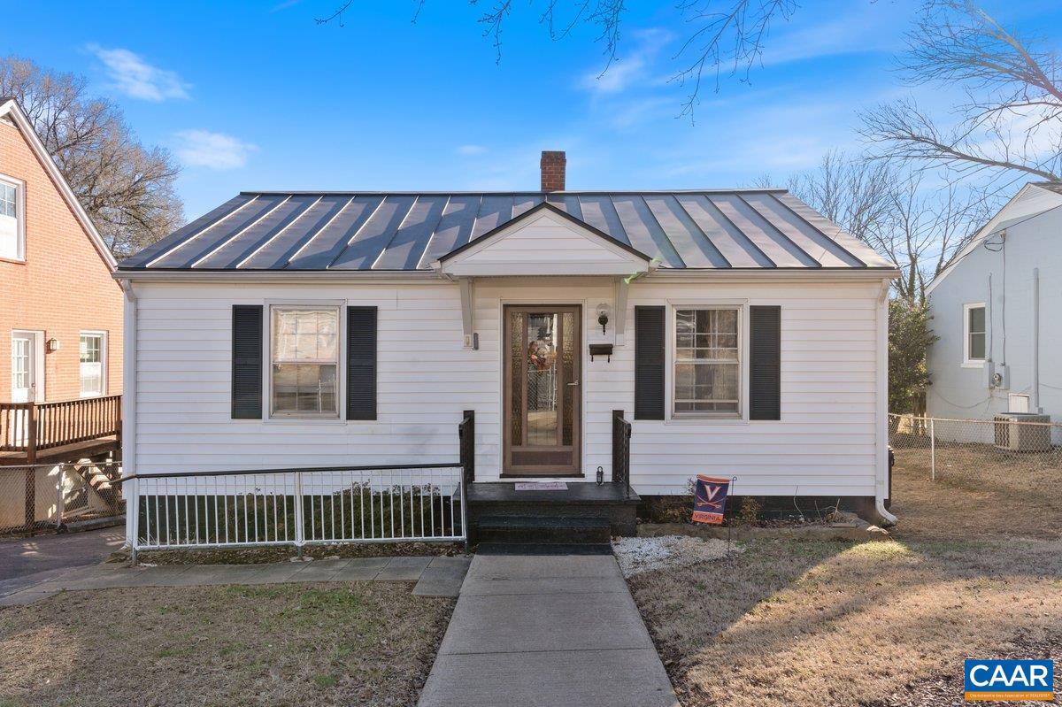 2504 PLATEAU RD, CHARLOTTESVILLE, Virginia 22903, 3 Bedrooms Bedrooms, ,1 BathroomBathrooms,Residential,For sale,2504 PLATEAU RD,665776 MLS # 665776