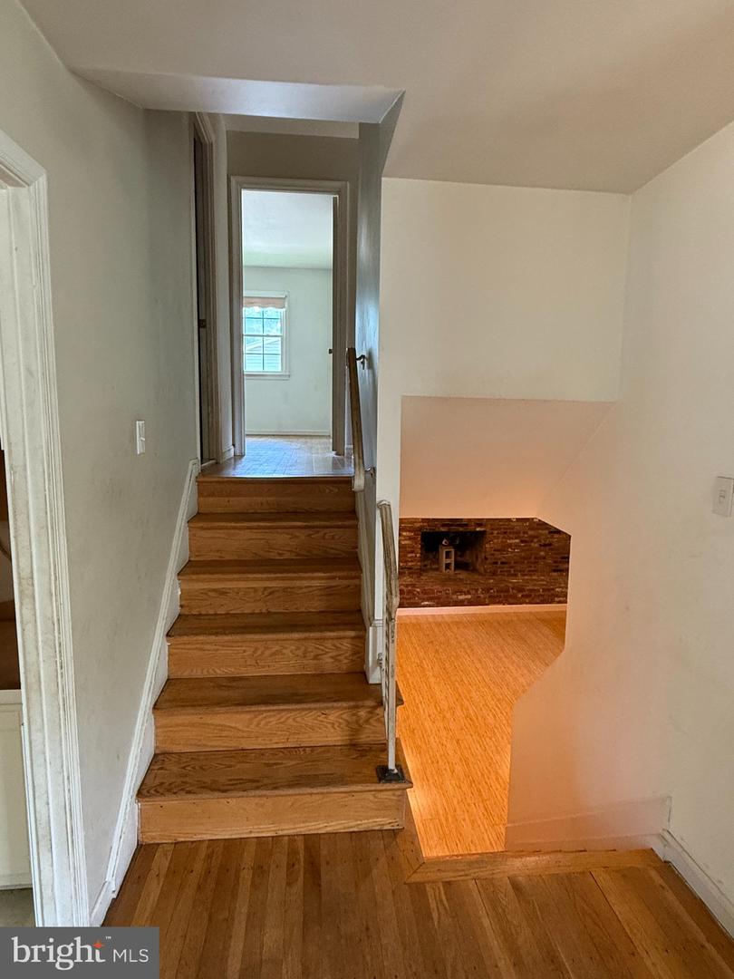 7400 ROXBURY AVE, MANASSAS, Virginia 20109, 3 Bedrooms Bedrooms, ,2 BathroomsBathrooms,Residential,For sale,7400 ROXBURY AVE,VAPW2097176 MLS # VAPW2097176