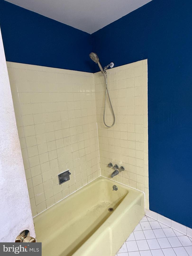 7400 ROXBURY AVE, MANASSAS, Virginia 20109, 3 Bedrooms Bedrooms, ,2 BathroomsBathrooms,Residential,For sale,7400 ROXBURY AVE,VAPW2097176 MLS # VAPW2097176