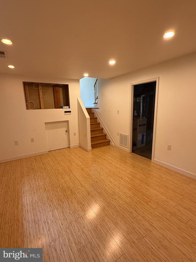 7400 ROXBURY AVE, MANASSAS, Virginia 20109, 3 Bedrooms Bedrooms, ,2 BathroomsBathrooms,Residential,For sale,7400 ROXBURY AVE,VAPW2097176 MLS # VAPW2097176