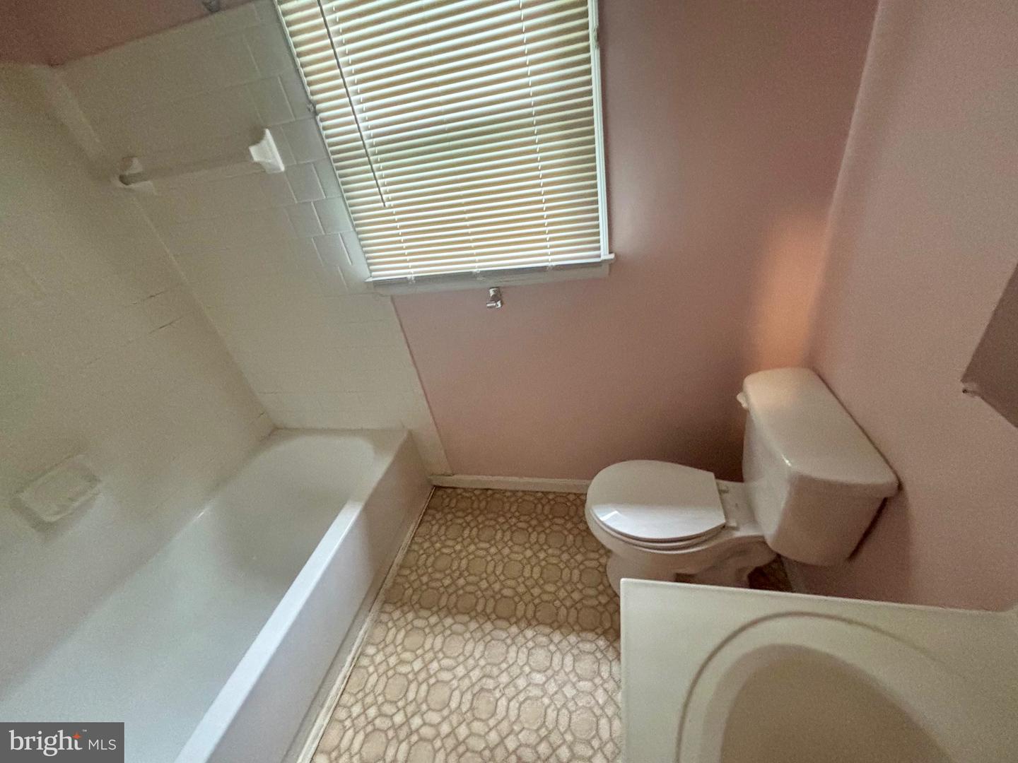 311 ASH HOLLOW DR, WINCHESTER, Virginia 22602, 3 Bedrooms Bedrooms, ,2 BathroomsBathrooms,Residential,For sale,311 ASH HOLLOW DR,VAFV2034942 MLS # VAFV2034942