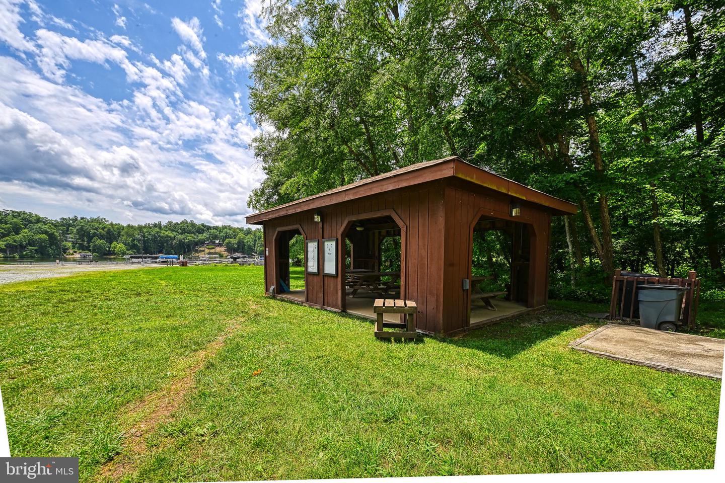 219 OAKWOOD DR, MINERAL, Virginia 23117, 5 Bedrooms Bedrooms, ,4 BathroomsBathrooms,Residential,For sale,219 OAKWOOD DR,VALA2008056 MLS # VALA2008056
