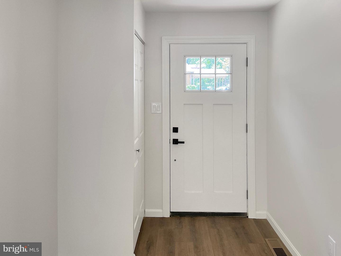 7804 ALBERTA CT, SPRINGFIELD, Virginia 22152, 5 Bedrooms Bedrooms, ,2 BathroomsBathrooms,Residential,For sale,7804 ALBERTA CT,VAFX2247800 MLS # VAFX2247800