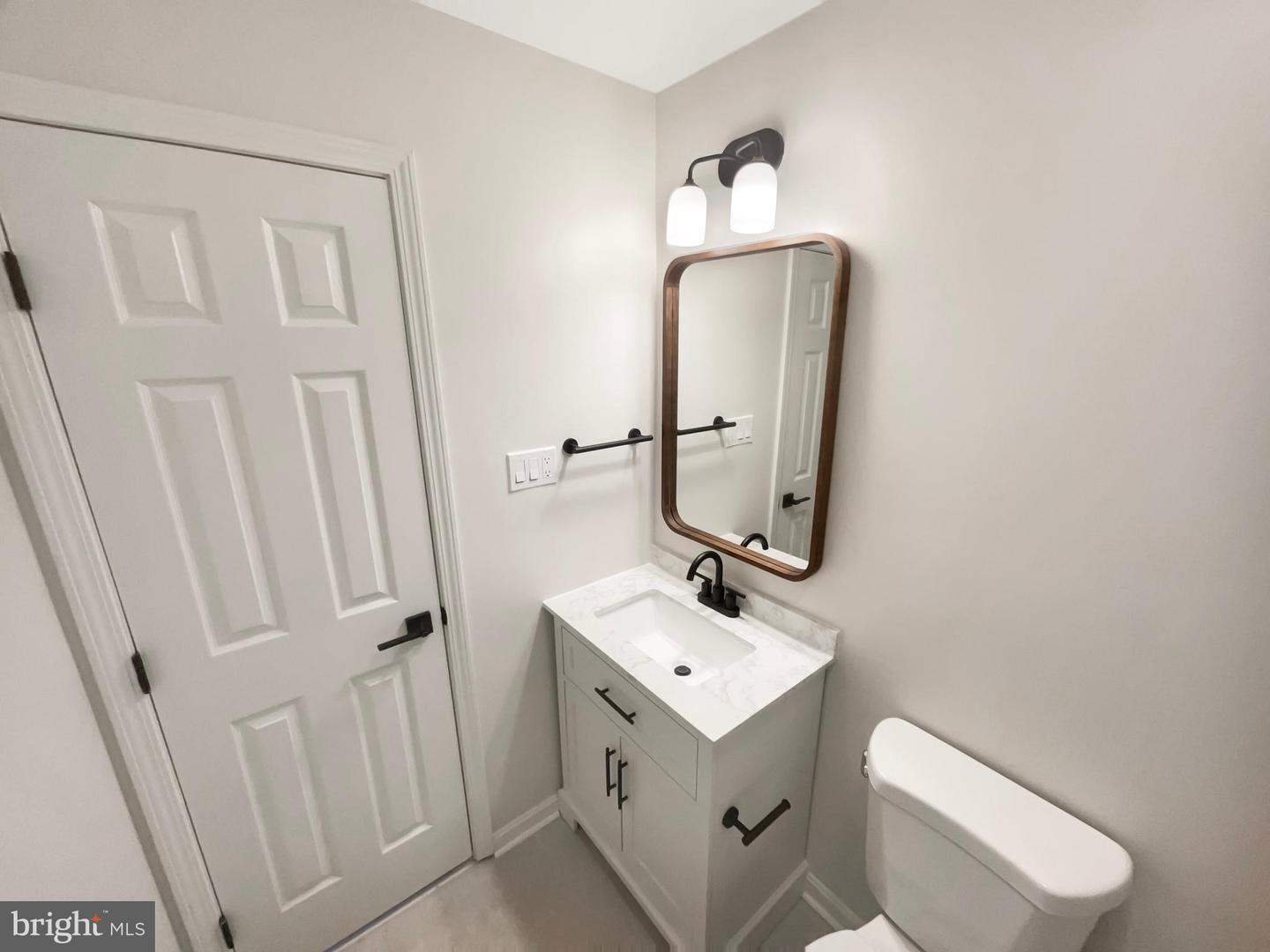 7804 ALBERTA CT, SPRINGFIELD, Virginia 22152, 5 Bedrooms Bedrooms, ,2 BathroomsBathrooms,Residential,For sale,7804 ALBERTA CT,VAFX2247800 MLS # VAFX2247800