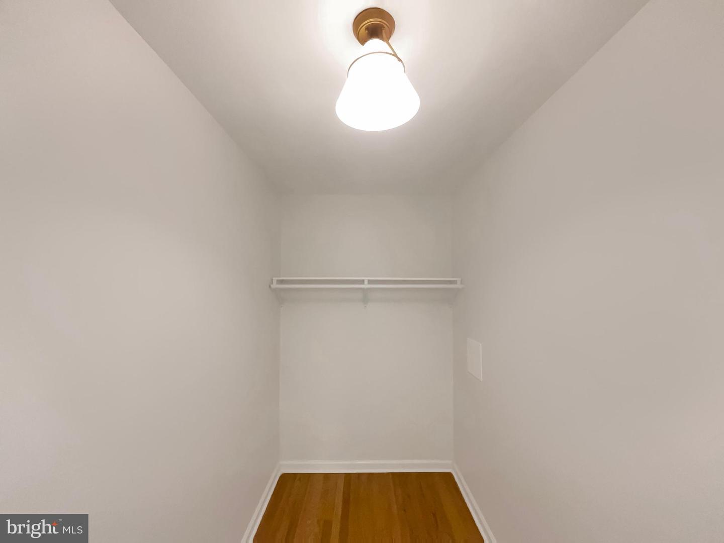 7804 ALBERTA CT, SPRINGFIELD, Virginia 22152, 5 Bedrooms Bedrooms, ,2 BathroomsBathrooms,Residential,For sale,7804 ALBERTA CT,VAFX2247800 MLS # VAFX2247800