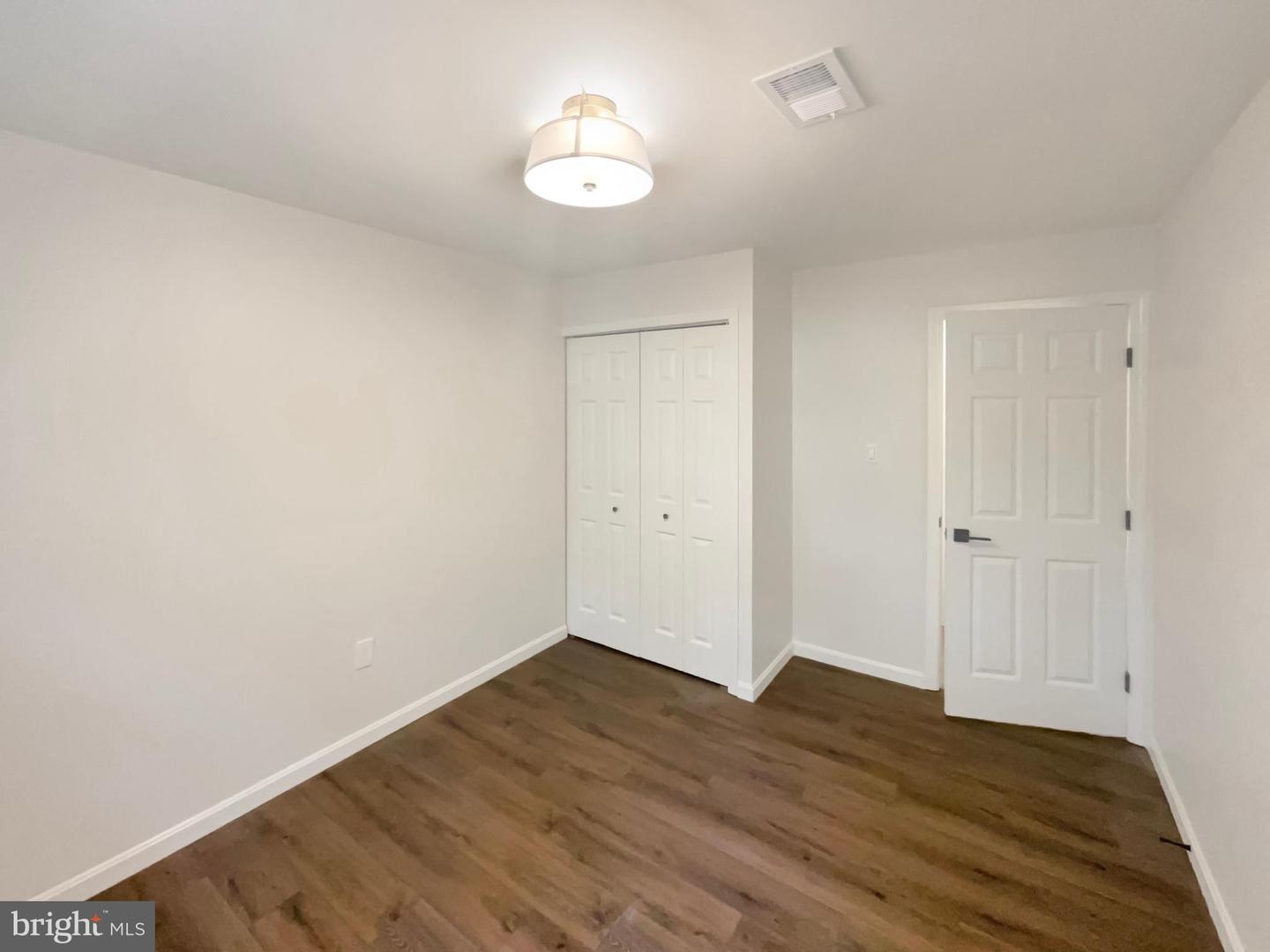 7804 ALBERTA CT, SPRINGFIELD, Virginia 22152, 5 Bedrooms Bedrooms, ,2 BathroomsBathrooms,Residential,For sale,7804 ALBERTA CT,VAFX2247800 MLS # VAFX2247800