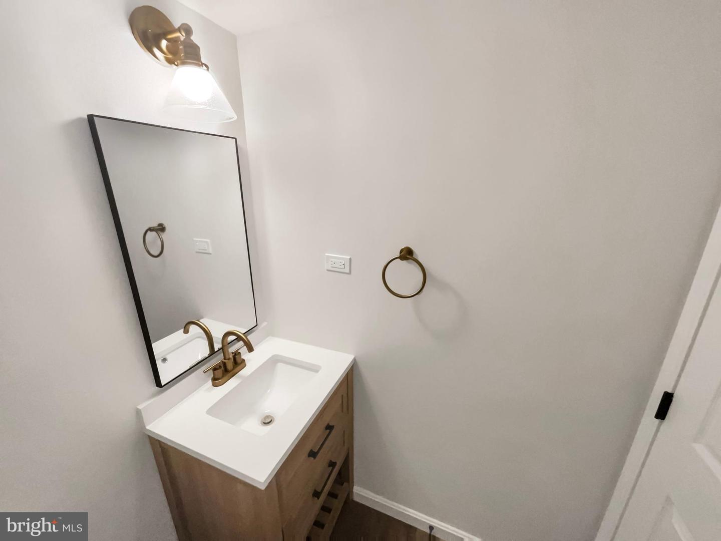 7804 ALBERTA CT, SPRINGFIELD, Virginia 22152, 5 Bedrooms Bedrooms, ,2 BathroomsBathrooms,Residential,For sale,7804 ALBERTA CT,VAFX2247800 MLS # VAFX2247800