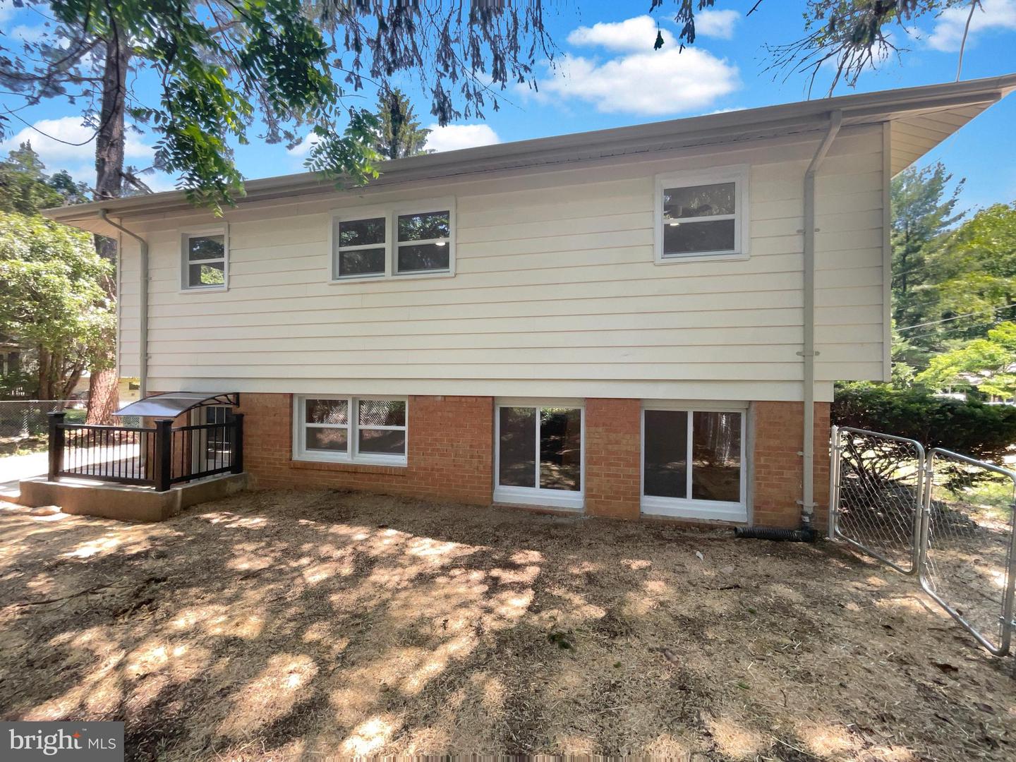 7804 ALBERTA CT, SPRINGFIELD, Virginia 22152, 5 Bedrooms Bedrooms, ,2 BathroomsBathrooms,Residential,For sale,7804 ALBERTA CT,VAFX2247800 MLS # VAFX2247800