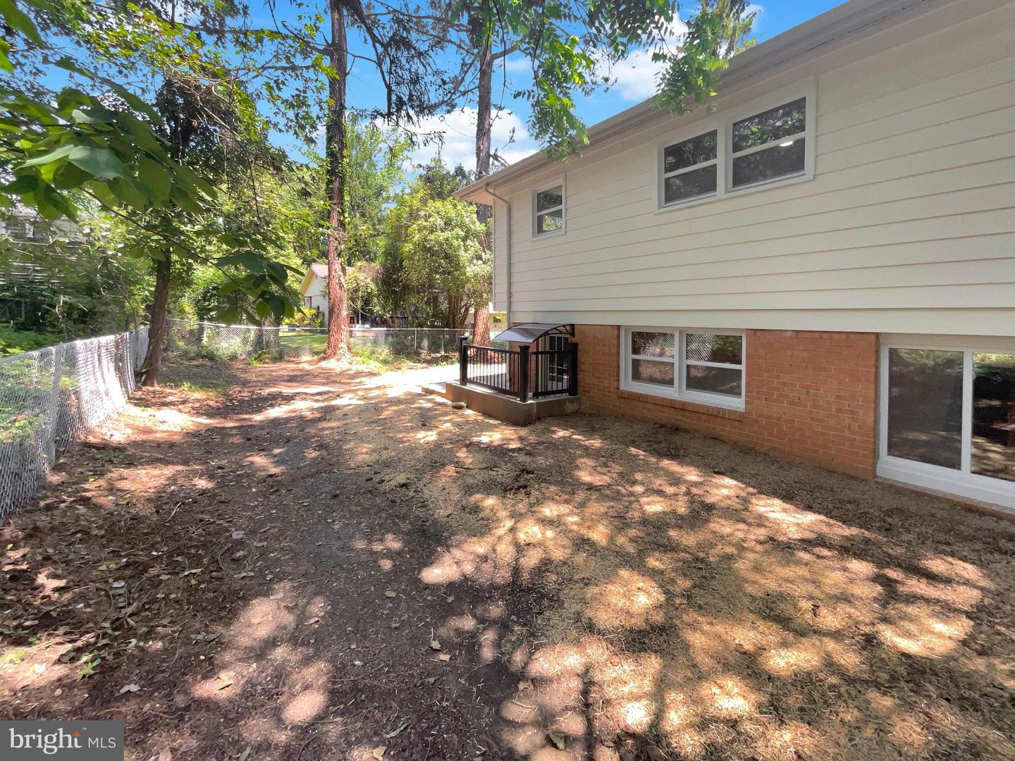 7804 ALBERTA CT, SPRINGFIELD, Virginia 22152, 5 Bedrooms Bedrooms, ,2 BathroomsBathrooms,Residential,For sale,7804 ALBERTA CT,VAFX2247800 MLS # VAFX2247800