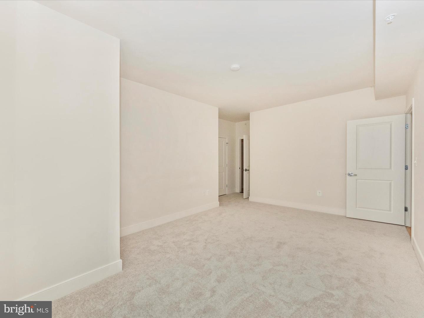 4101 ALBEMARLE ST NW #401, WASHINGTON, District Of Columbia 20016, 1 Bedroom Bedrooms, ,1 BathroomBathrooms,Residential,For sale,4101 ALBEMARLE ST NW #401,DCDC2206064 MLS # DCDC2206064