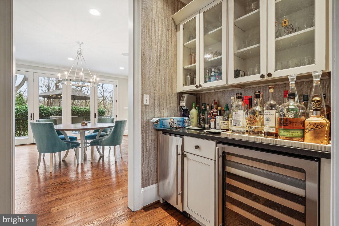 4129 N RANDOLPH ST, ARLINGTON, Virginia 22207, 5 Bedrooms Bedrooms, ,6 BathroomsBathrooms,Residential,For sale,4129 N RANDOLPH ST,VAAR2059316 MLS # VAAR2059316