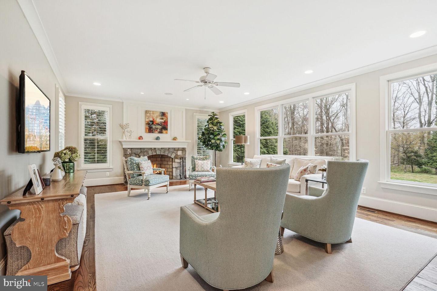 4129 N RANDOLPH ST, ARLINGTON, Virginia 22207, 5 Bedrooms Bedrooms, ,6 BathroomsBathrooms,Residential,For sale,4129 N RANDOLPH ST,VAAR2059316 MLS # VAAR2059316