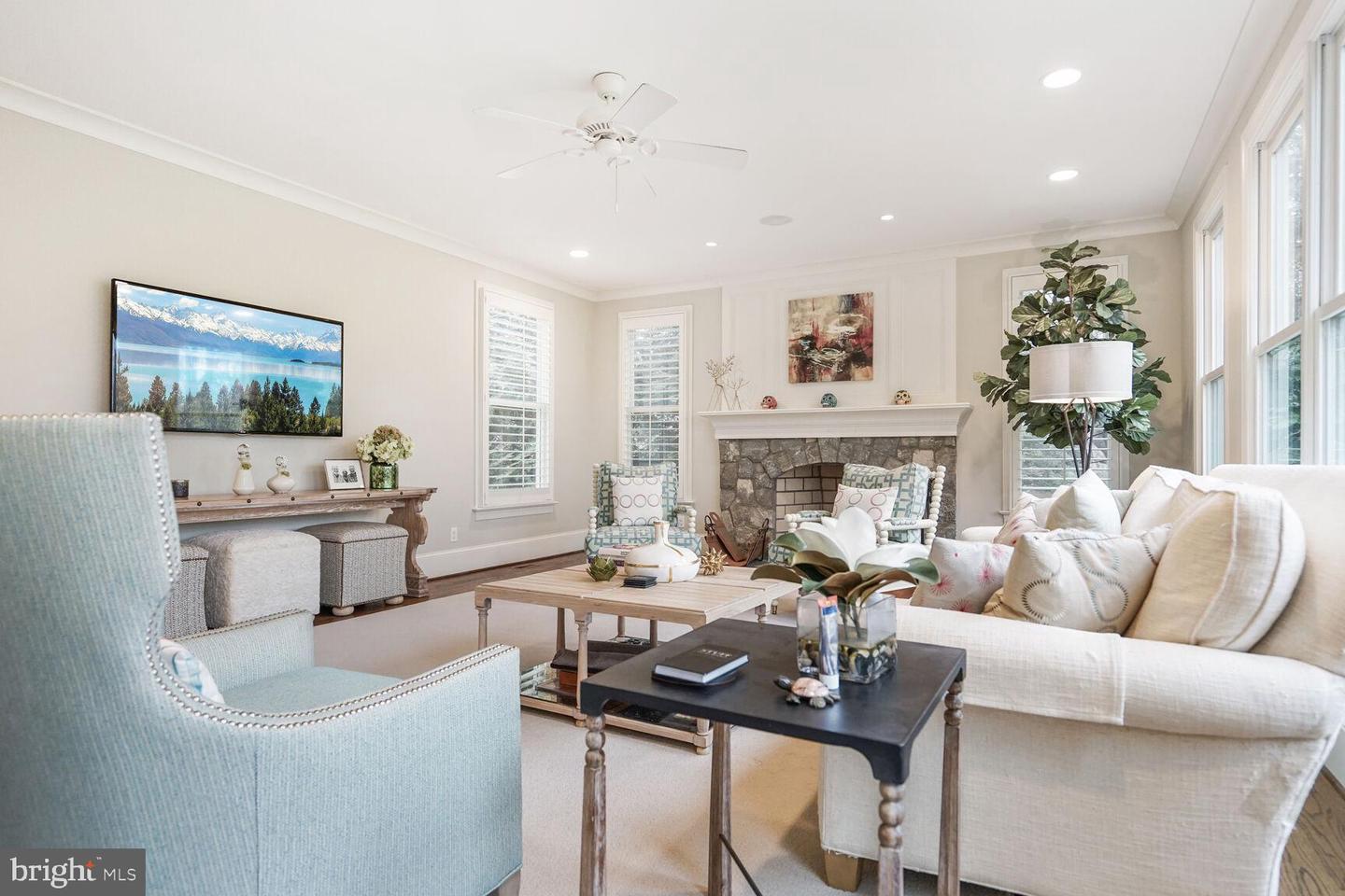 4129 N RANDOLPH ST, ARLINGTON, Virginia 22207, 5 Bedrooms Bedrooms, ,6 BathroomsBathrooms,Residential,For sale,4129 N RANDOLPH ST,VAAR2059316 MLS # VAAR2059316