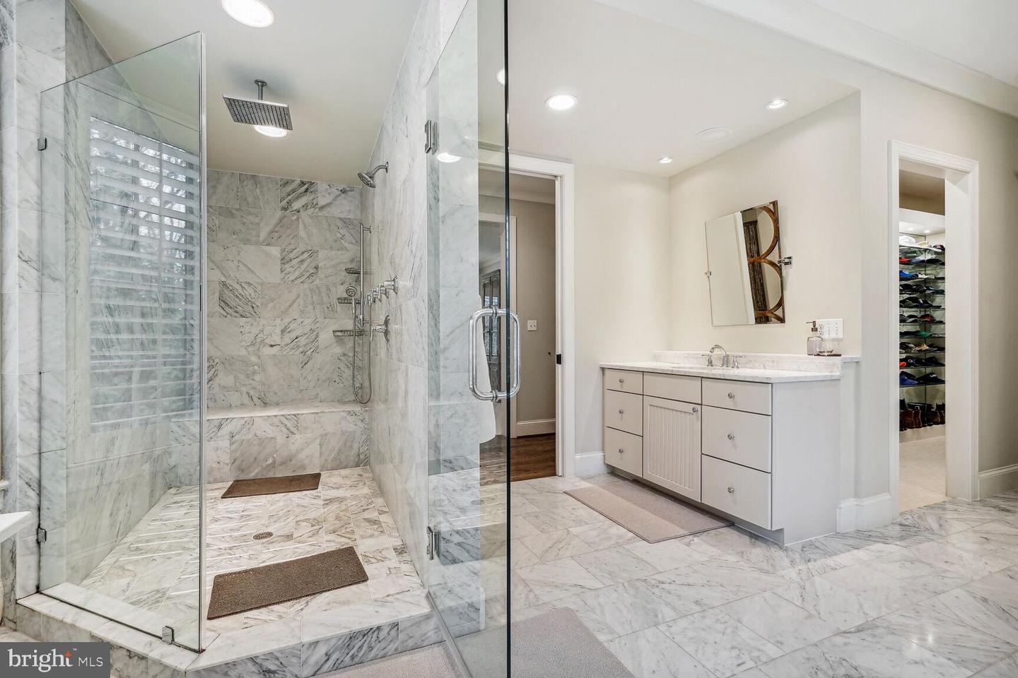 4129 N RANDOLPH ST, ARLINGTON, Virginia 22207, 5 Bedrooms Bedrooms, ,6 BathroomsBathrooms,Residential,For sale,4129 N RANDOLPH ST,VAAR2059316 MLS # VAAR2059316