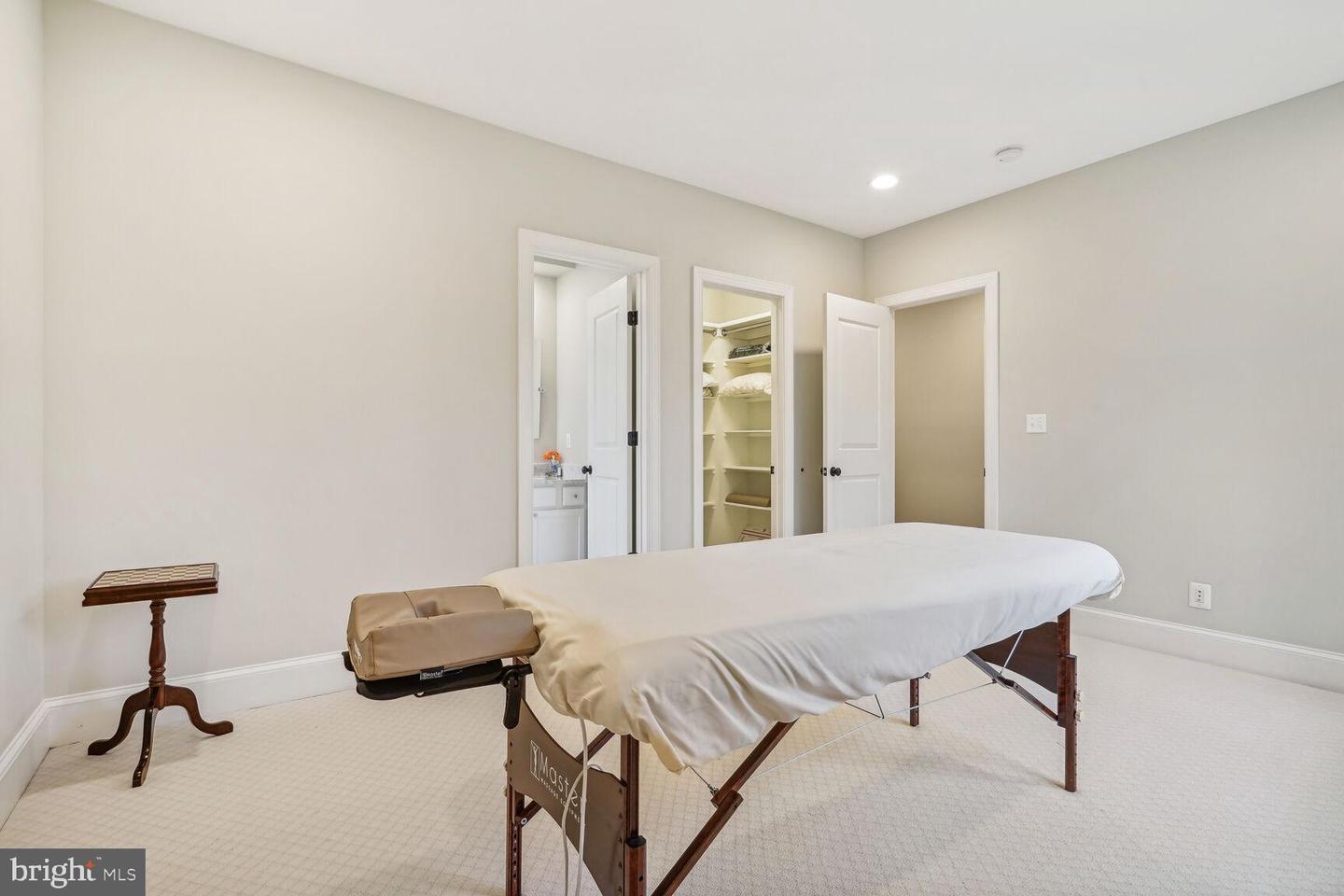 4129 N RANDOLPH ST, ARLINGTON, Virginia 22207, 5 Bedrooms Bedrooms, ,6 BathroomsBathrooms,Residential,For sale,4129 N RANDOLPH ST,VAAR2059316 MLS # VAAR2059316