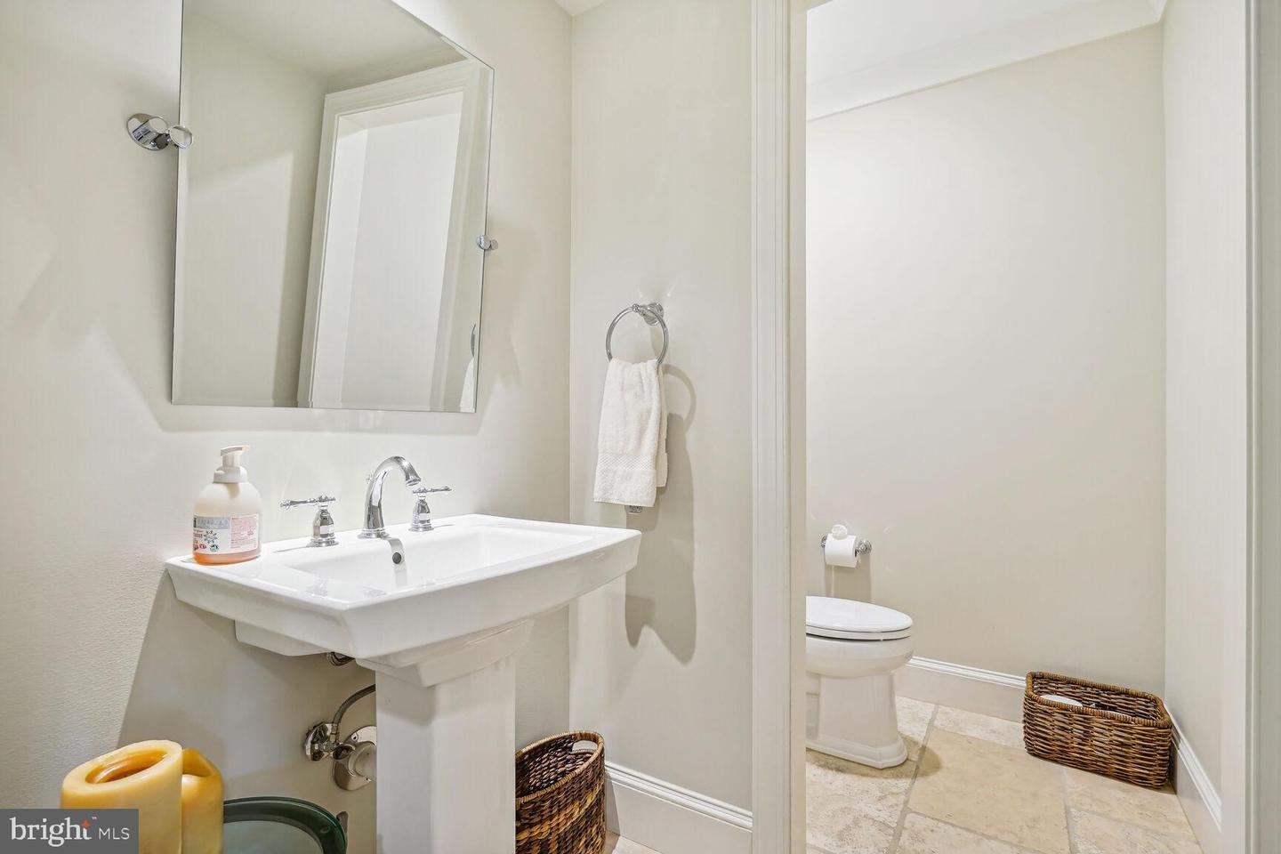 4129 N RANDOLPH ST, ARLINGTON, Virginia 22207, 5 Bedrooms Bedrooms, ,6 BathroomsBathrooms,Residential,For sale,4129 N RANDOLPH ST,VAAR2059316 MLS # VAAR2059316