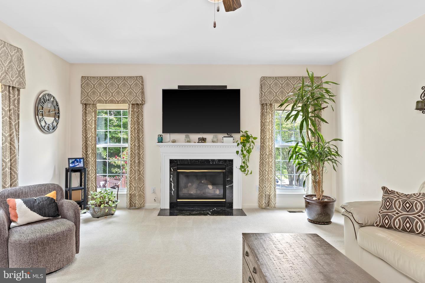 10 RIVER FARM, FREDERICKSBURG, Virginia 22405, 5 Bedrooms Bedrooms, ,2 BathroomsBathrooms,Residential,For sale,10 RIVER FARM,VAST2039912 MLS # VAST2039912