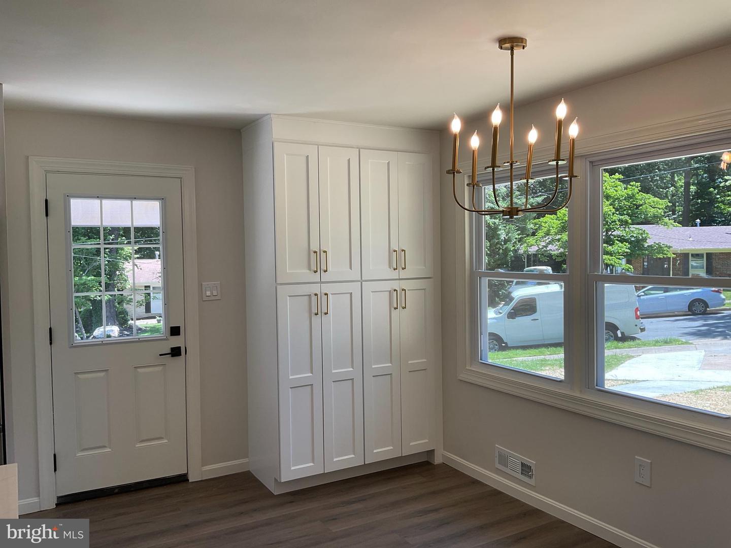 7804 ALBERTA CT, SPRINGFIELD, Virginia 22152, 5 Bedrooms Bedrooms, ,2 BathroomsBathrooms,Residential,For sale,7804 ALBERTA CT,VAFX2247808 MLS # VAFX2247808