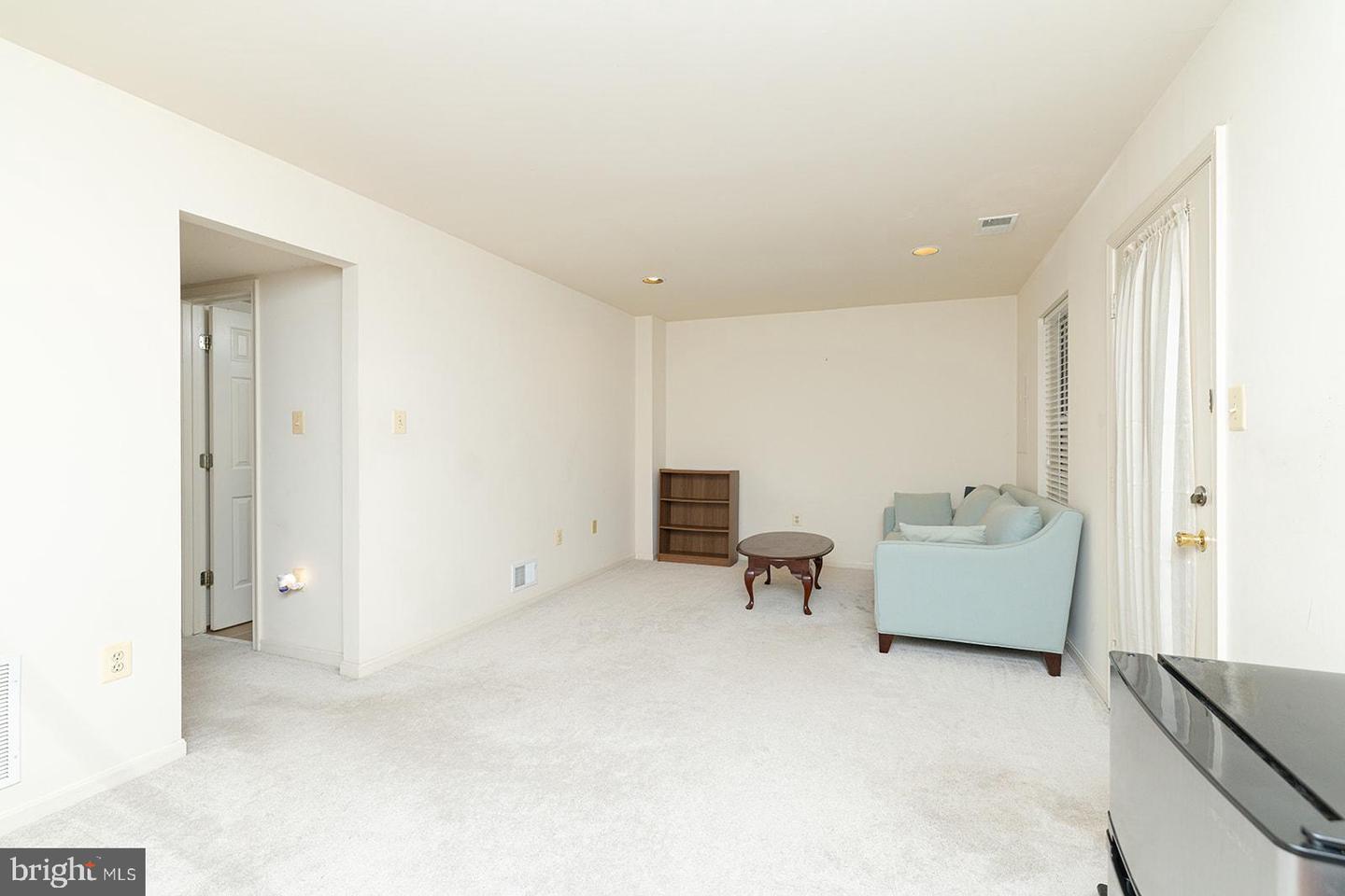 5819 STREAM POND CT, CENTREVILLE, Virginia 20120, 4 Bedrooms Bedrooms, ,3 BathroomsBathrooms,Residential,For sale,5819 STREAM POND CT,VAFX2247826 MLS # VAFX2247826