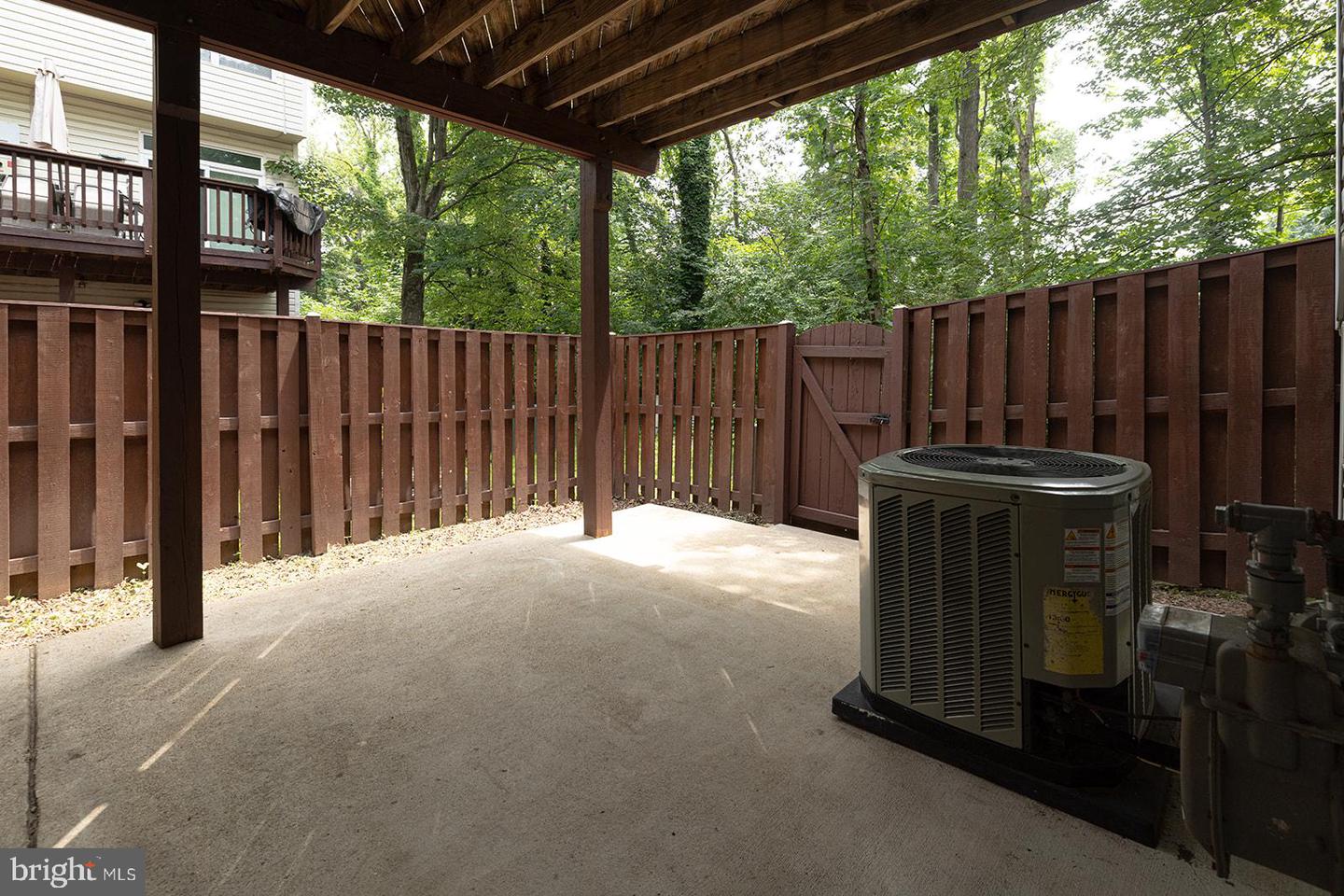 5819 STREAM POND CT, CENTREVILLE, Virginia 20120, 4 Bedrooms Bedrooms, ,3 BathroomsBathrooms,Residential,For sale,5819 STREAM POND CT,VAFX2247826 MLS # VAFX2247826