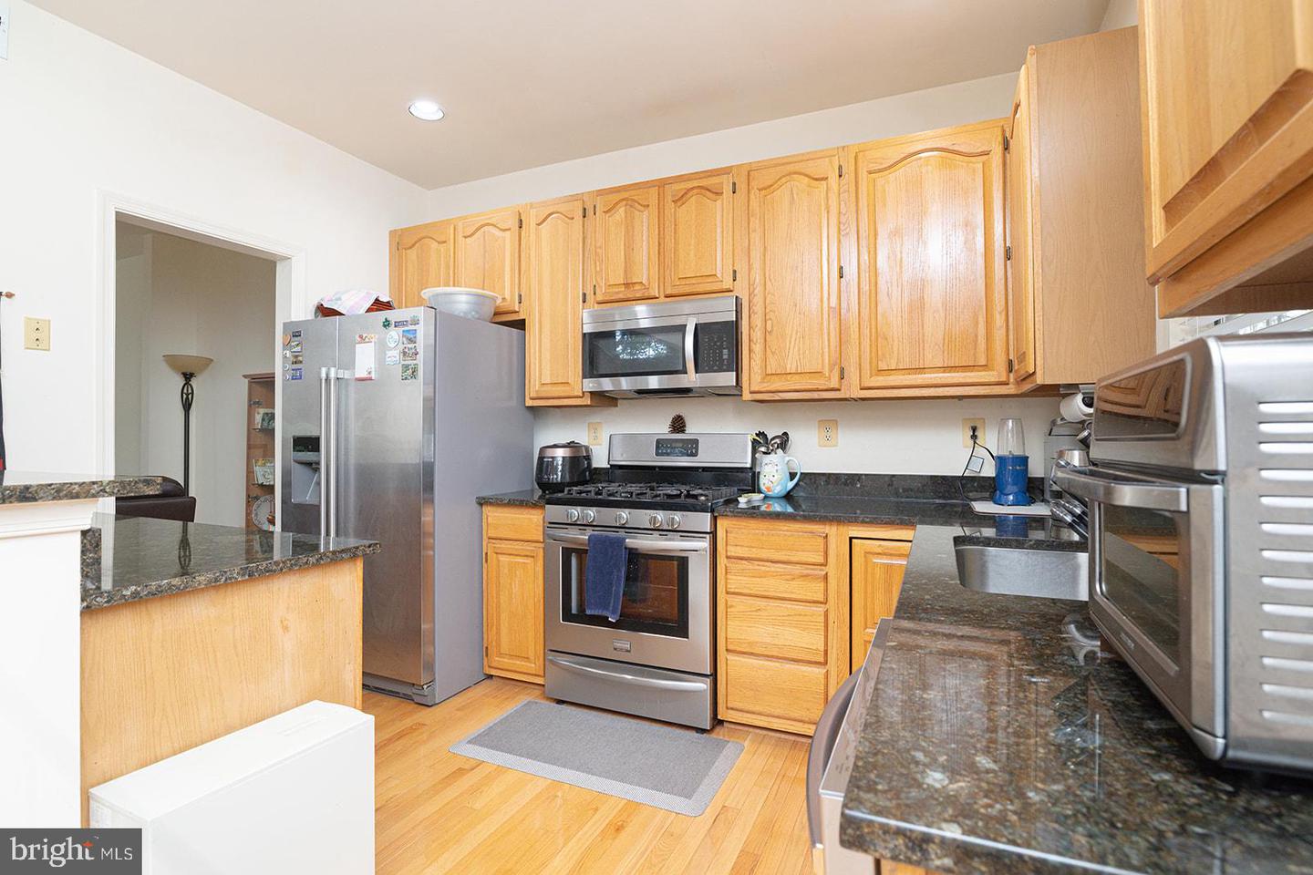 5819 STREAM POND CT, CENTREVILLE, Virginia 20120, 4 Bedrooms Bedrooms, ,3 BathroomsBathrooms,Residential,For sale,5819 STREAM POND CT,VAFX2247826 MLS # VAFX2247826