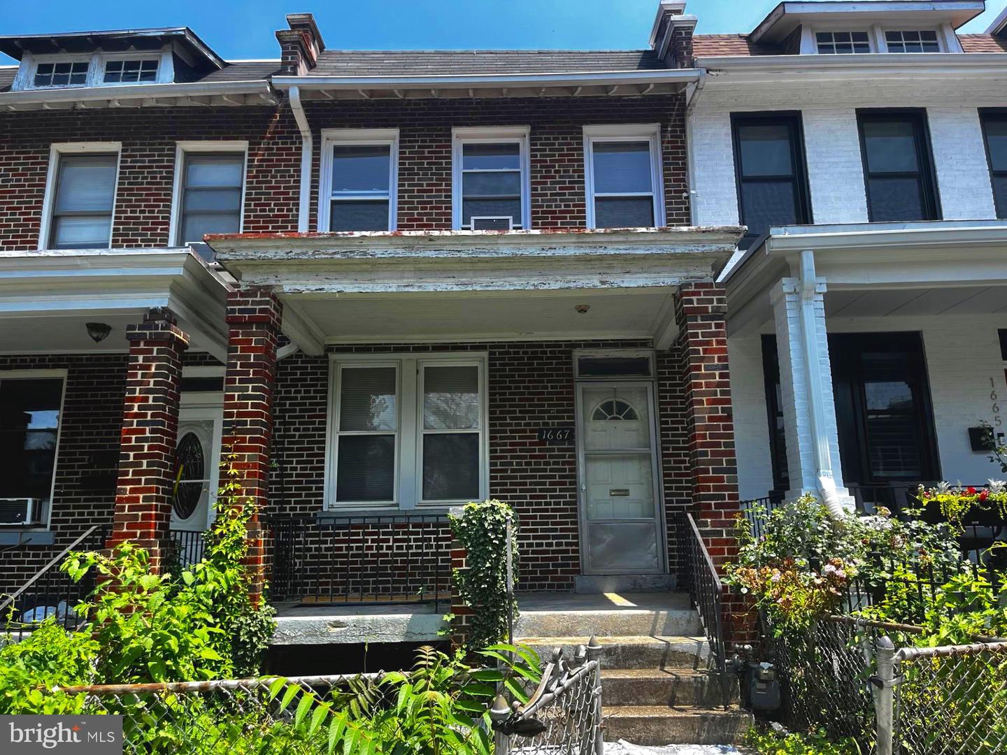 1667 MONTELLO AVE NE, WASHINGTON, District Of Columbia 20002, 3 Bedrooms Bedrooms, 9 Rooms Rooms,1 BathroomBathrooms,Residential,For sale,1667 MONTELLO AVE NE,DCDC2206084 MLS # DCDC2206084