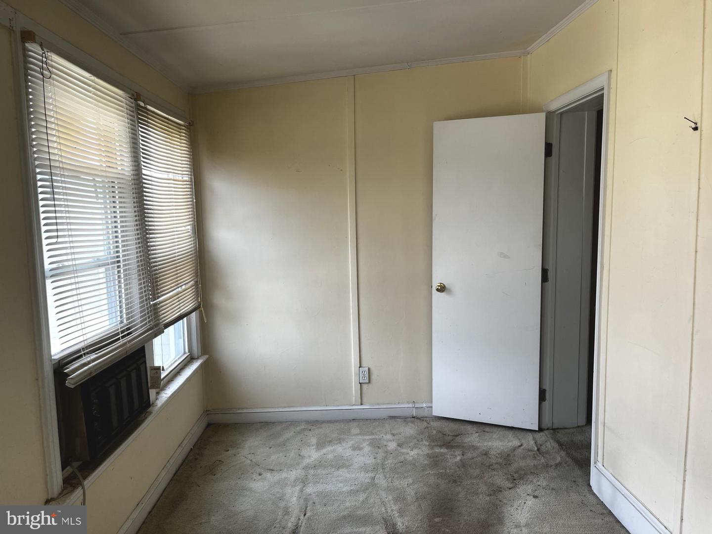 1667 MONTELLO AVE NE, WASHINGTON, District Of Columbia 20002, 3 Bedrooms Bedrooms, 9 Rooms Rooms,1 BathroomBathrooms,Residential,For sale,1667 MONTELLO AVE NE,DCDC2206084 MLS # DCDC2206084