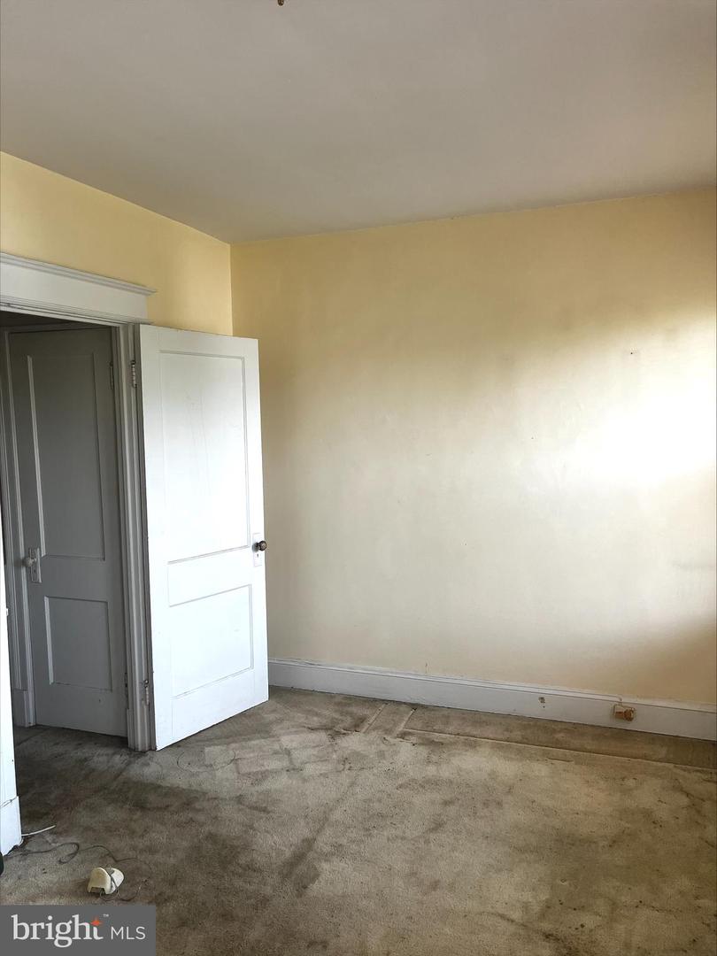 1667 MONTELLO AVE NE, WASHINGTON, District Of Columbia 20002, 3 Bedrooms Bedrooms, 9 Rooms Rooms,1 BathroomBathrooms,Residential,For sale,1667 MONTELLO AVE NE,DCDC2206084 MLS # DCDC2206084