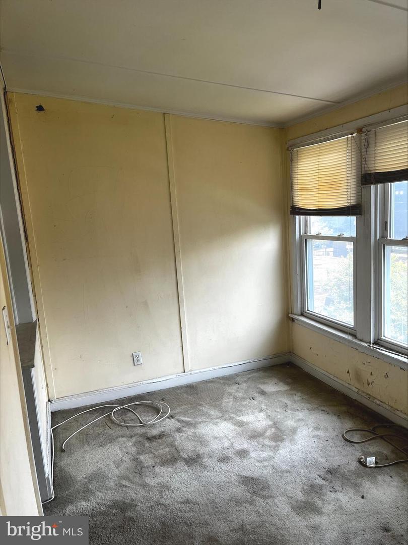 1667 MONTELLO AVE NE, WASHINGTON, District Of Columbia 20002, 3 Bedrooms Bedrooms, 9 Rooms Rooms,1 BathroomBathrooms,Residential,For sale,1667 MONTELLO AVE NE,DCDC2206084 MLS # DCDC2206084