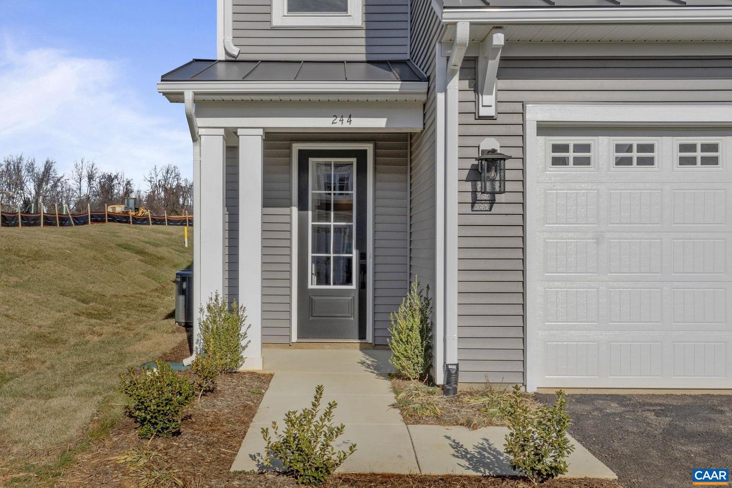 49 RIDGELINE DR, WAYNESBORO, Virginia 22980, 3 Bedrooms Bedrooms, ,2 BathroomsBathrooms,Residential,For sale,49 RIDGELINE DR,665790 MLS # 665790