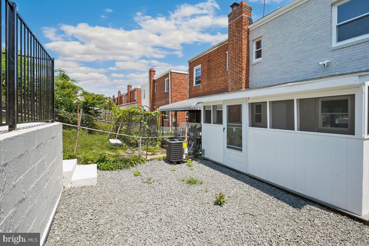 4224 SOUTHERN AVE SE, WASHINGTON, District Of Columbia 20019, 3 Bedrooms Bedrooms, ,2 BathroomsBathrooms,Residential,For sale,4224 SOUTHERN AVE SE,DCDC2206106 MLS # DCDC2206106