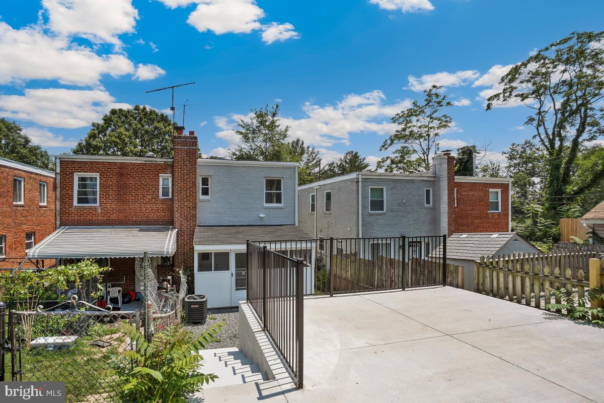 4224 SOUTHERN AVE SE, WASHINGTON, District Of Columbia 20019, 3 Bedrooms Bedrooms, ,2 BathroomsBathrooms,Residential,For sale,4224 SOUTHERN AVE SE,DCDC2206106 MLS # DCDC2206106